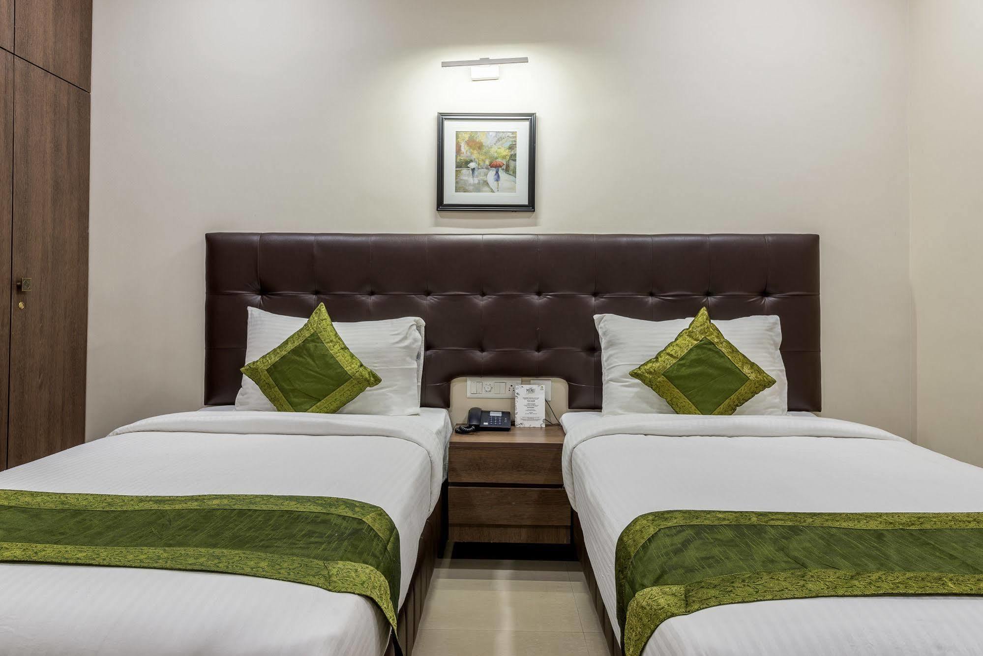 Hotel Mount Kailash Suites Ченнаї Екстер'єр фото